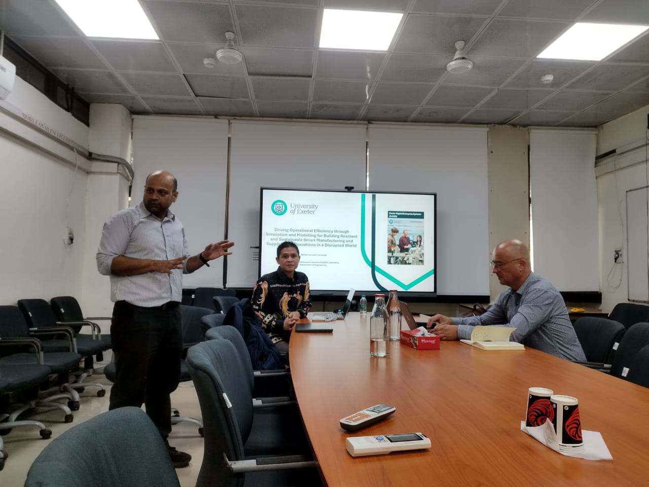 Dr. Boli Chen discussing